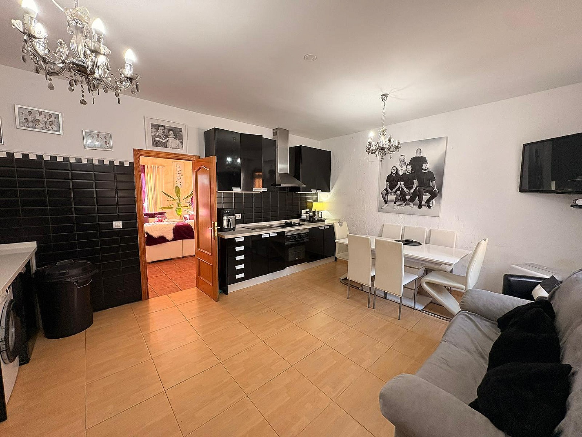 Resale - 8 Bedroom 6 Bathroom Villa in Castalla -  - Alicante