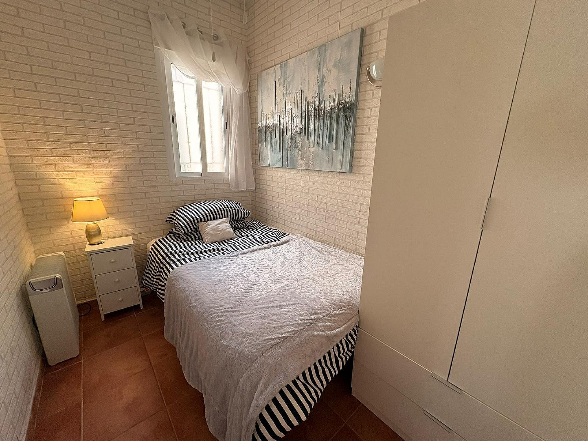 Resale - 8 Bedroom 6 Bathroom Villa in Castalla -  - Alicante