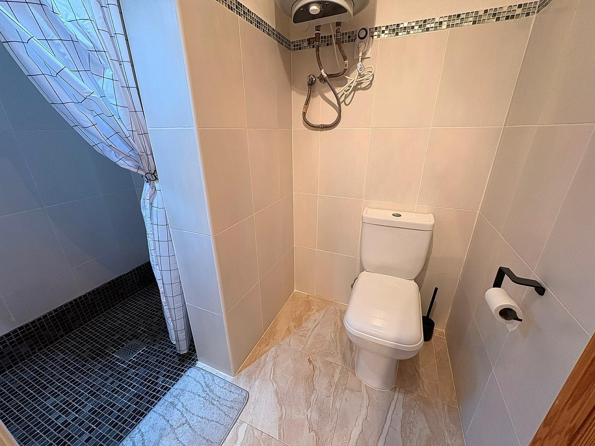 Resale - 8 Bedroom 6 Bathroom Villa in Castalla -  - Alicante