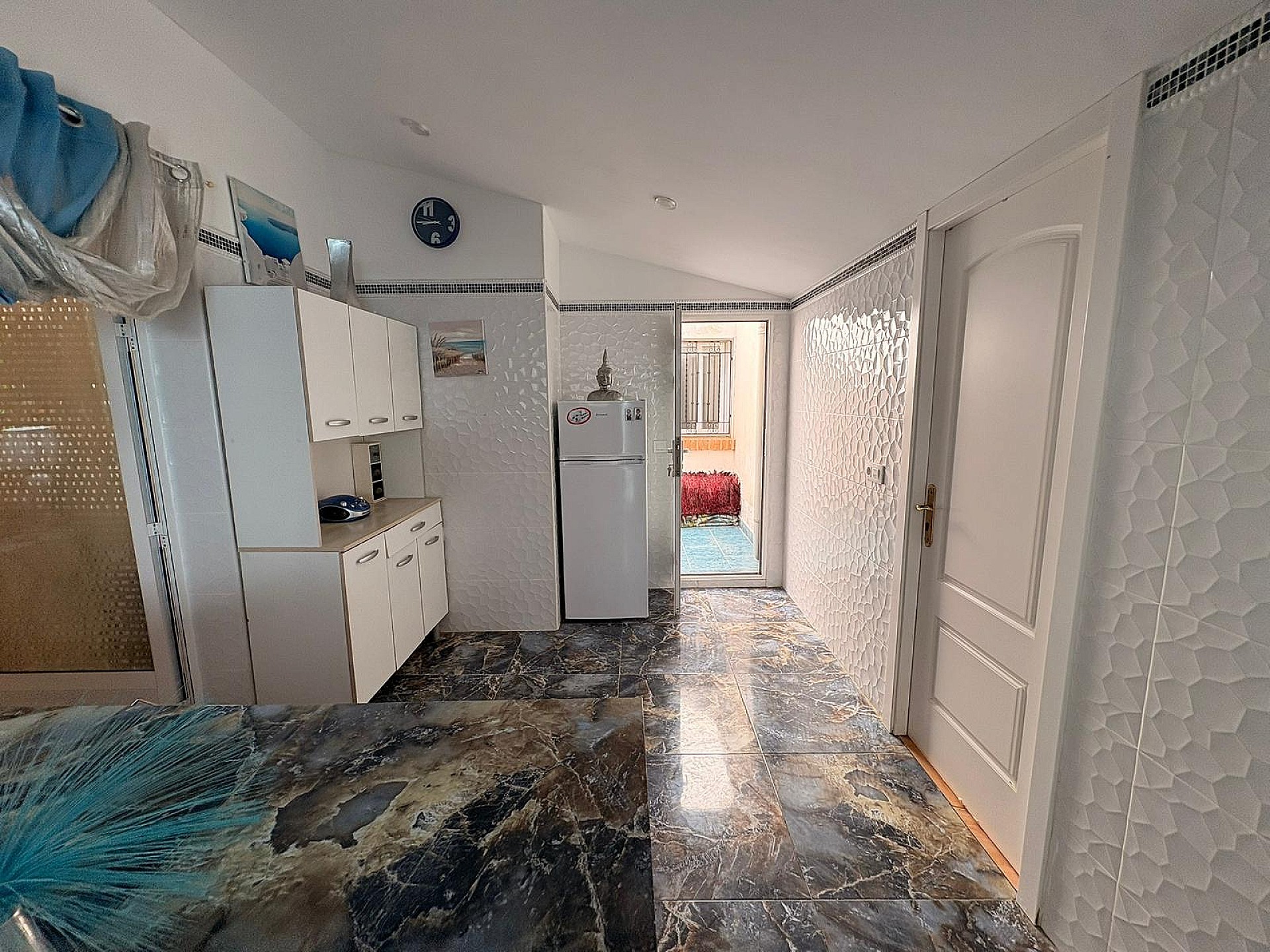 Resale - 8 Bedroom 6 Bathroom Villa in Castalla -  - Alicante