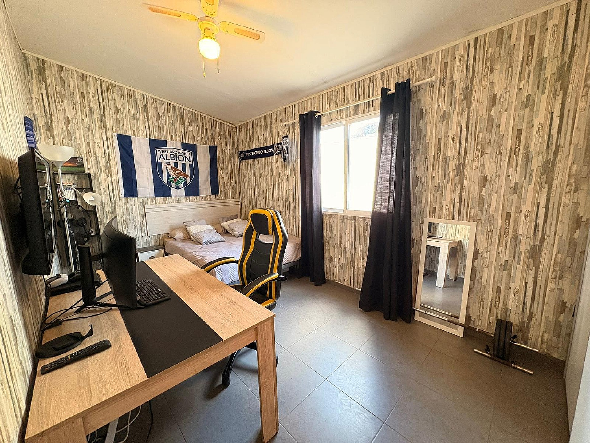 Resale - 8 Bedroom 6 Bathroom Villa in Castalla -  - Alicante