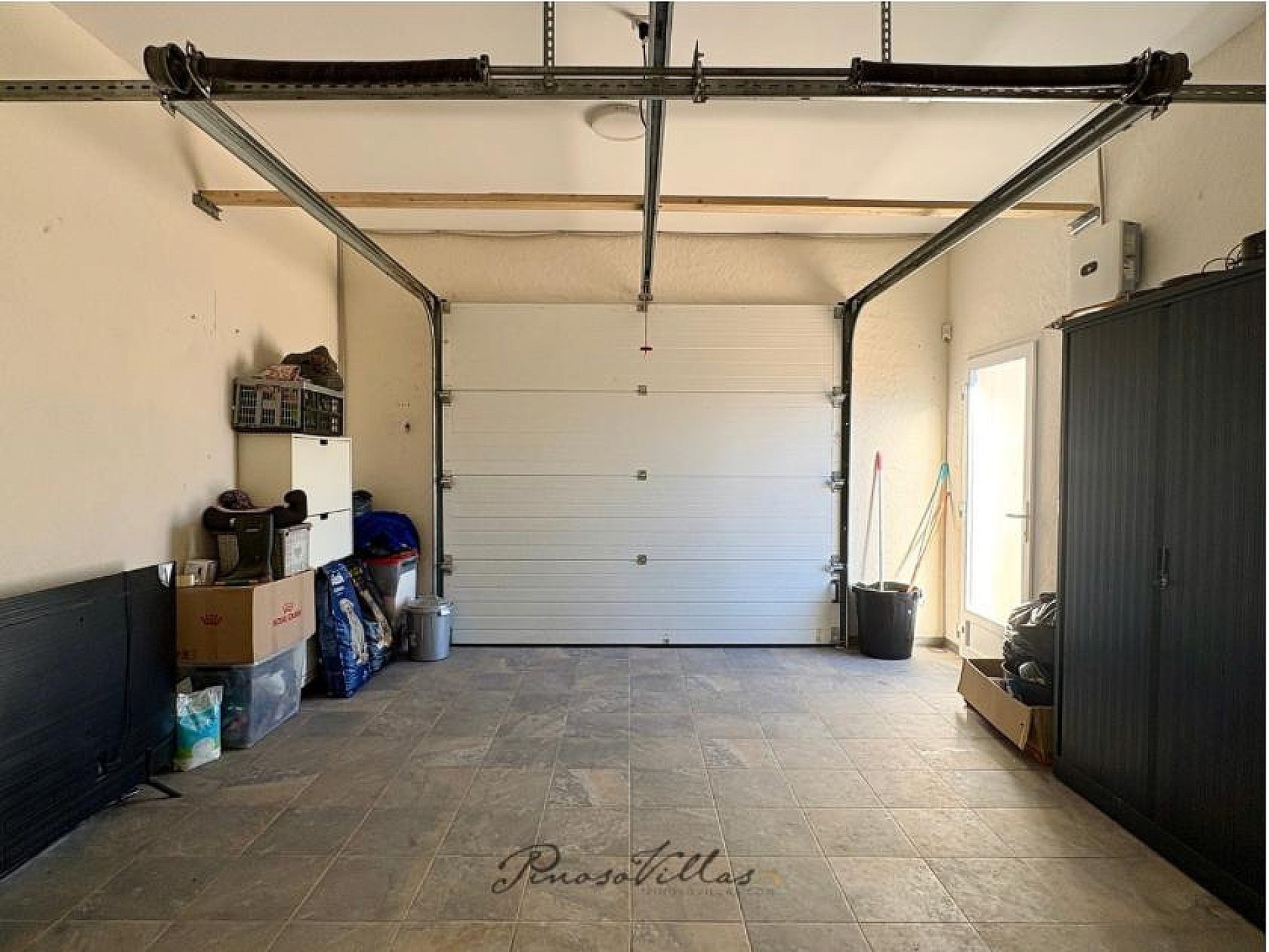 Resale - 4 Bedroom 4 Bathroom Villa in Pinoso -  - Alicante