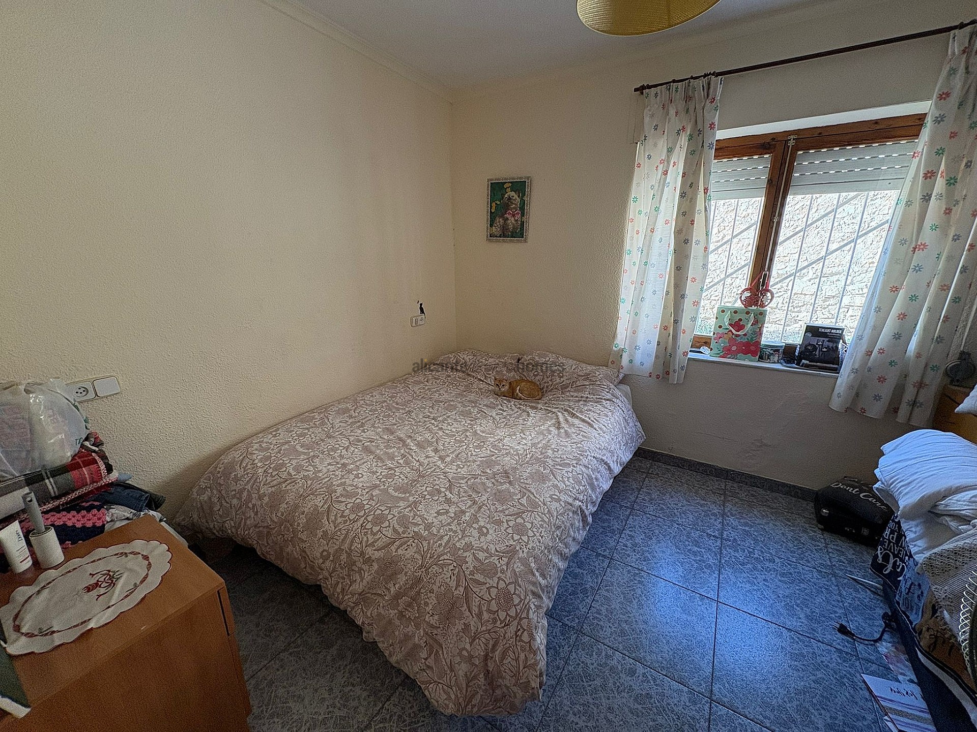Resale - 6 Bedroom 3 Bathroom Village house in Monóvar -  - Alicante