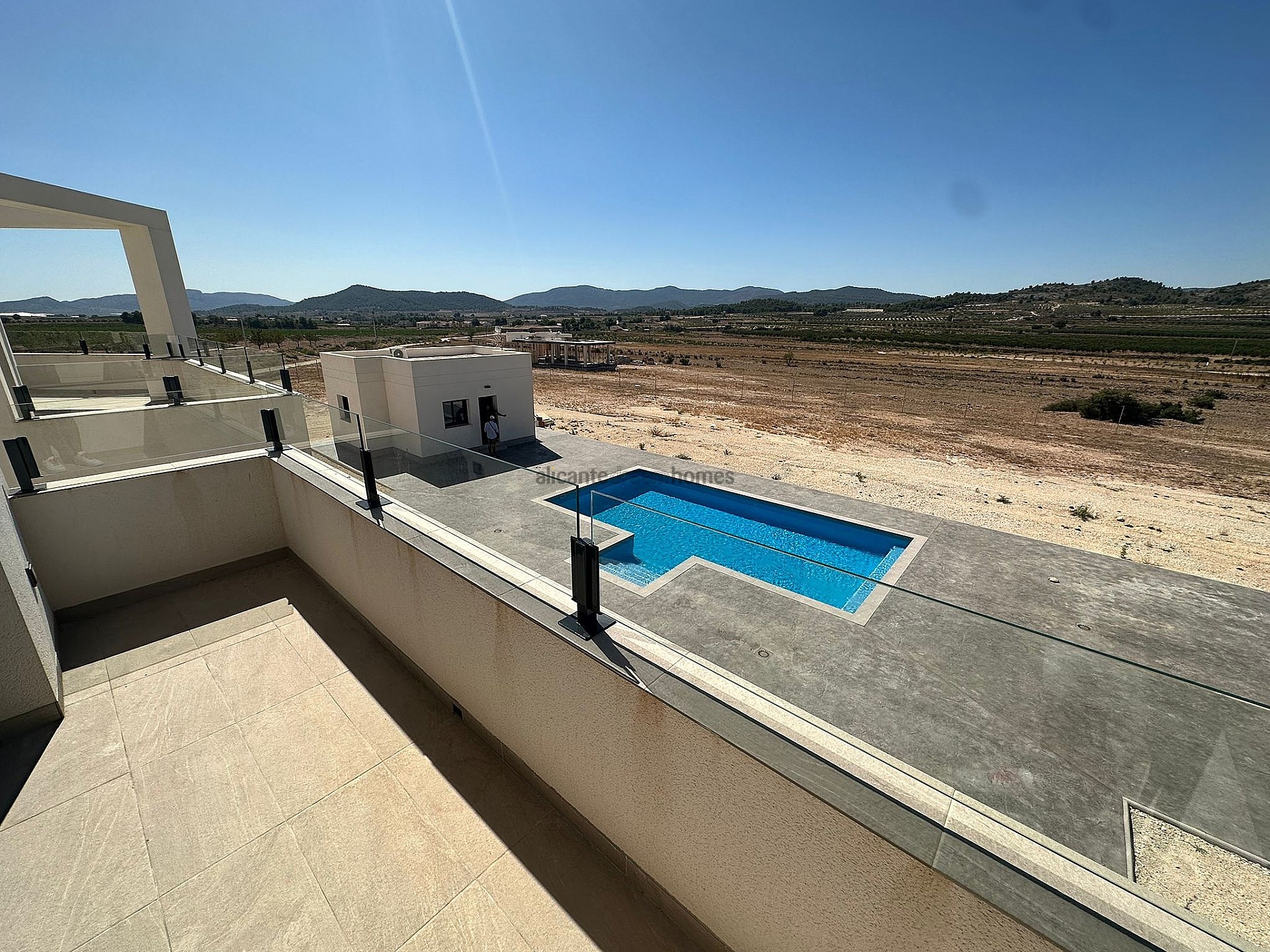 Resale - 4 Bedroom 3 Bathroom Villa in Pinoso - , Pinoso, Alicante, Spain - Alicante