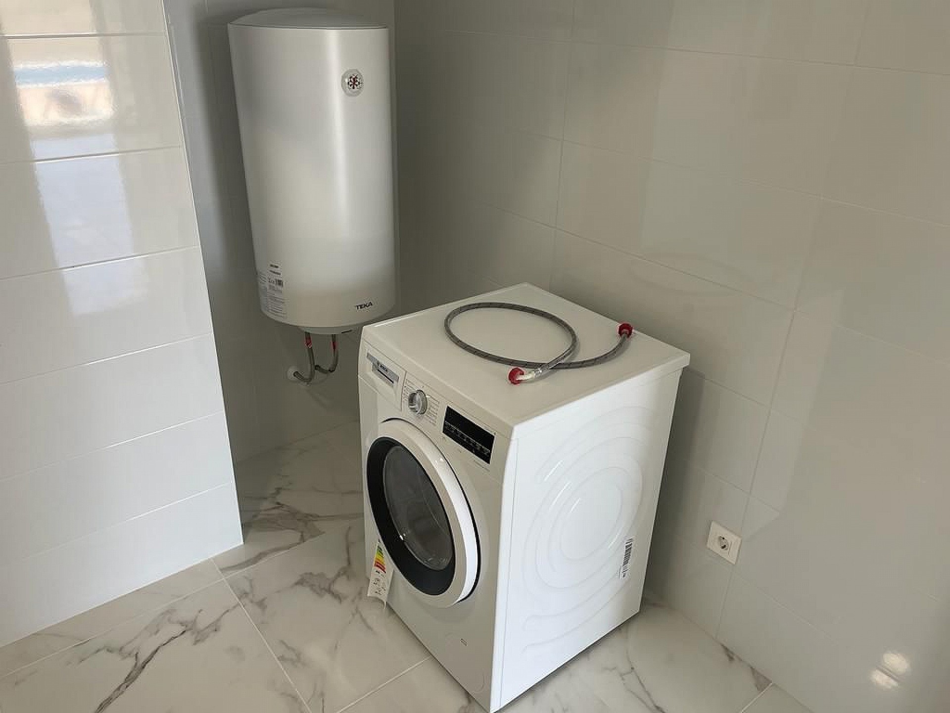 Resale - 4 Bedroom 3 Bathroom Villa in Pinoso -  - Alicante