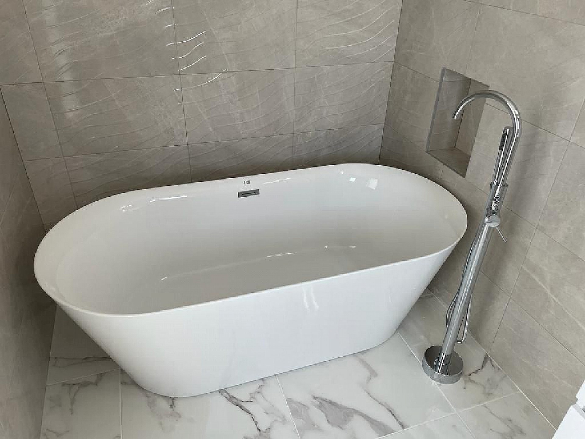 Resale - 4 Bedroom 3 Bathroom Villa in Pinoso -  - Alicante