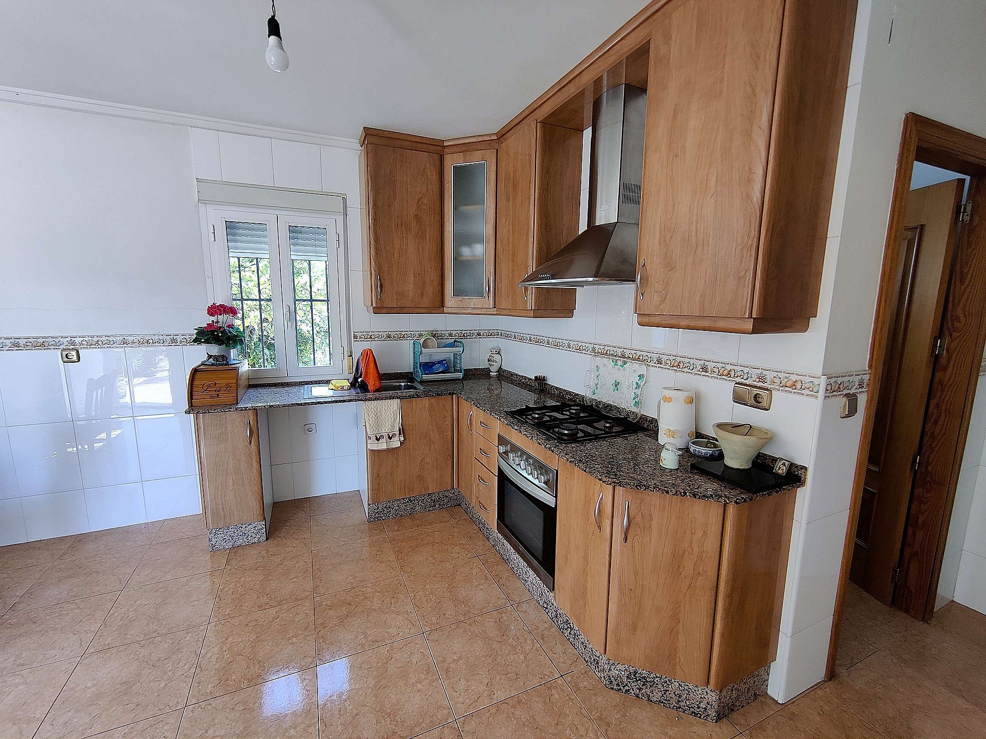 Resale - 3 Bedroom 2 Bathroom Villa in Crevillente -  - Alicante