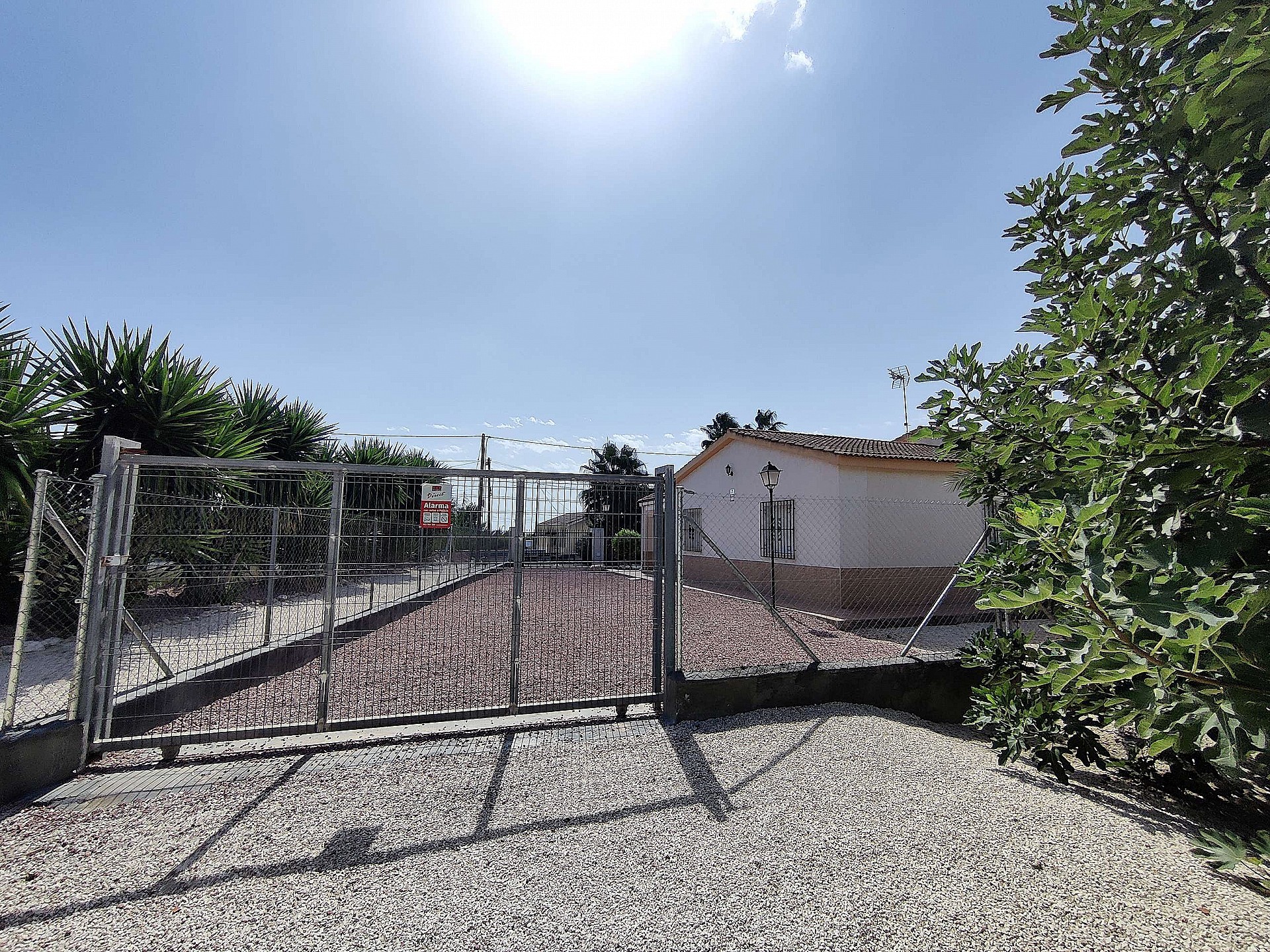 Resale - 3 Bedroom 2 Bathroom Villa in Crevillente -  - Alicante