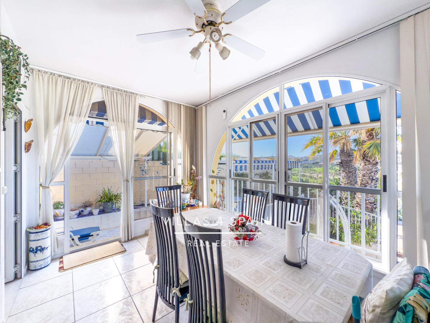 Resale - 4 Bedroom 3 Bathroom Villa In ciudad quesada La Marquesa Golf Course - av. del recorral  - Alicante