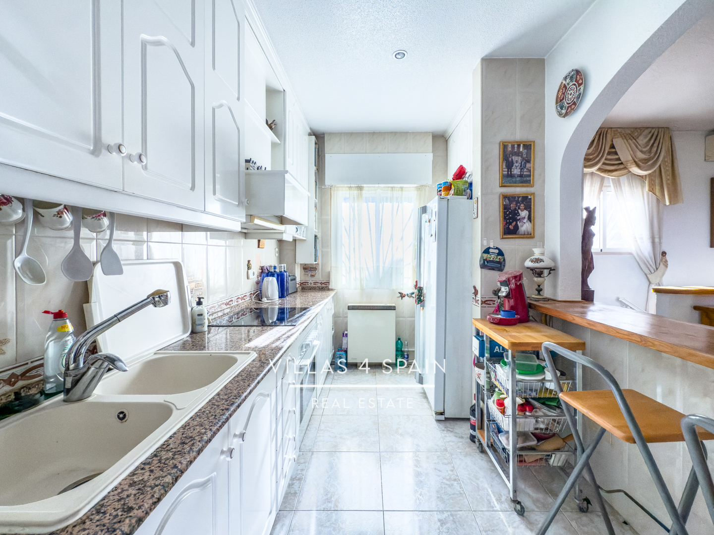 Resale - 4 Bedroom 3 Bathroom Villa In ciudad quesada La Marquesa Golf Course - av. del recorral  - Alicante