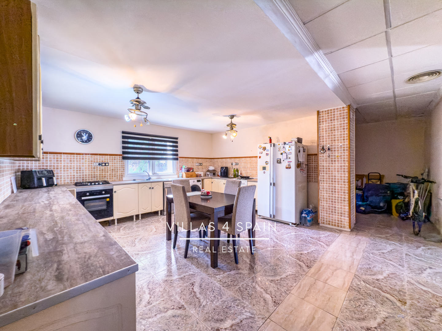 Resale - 12 Bedroom 6 bathroom villa with private pool in crevillente - Partida Ampla - Alicante