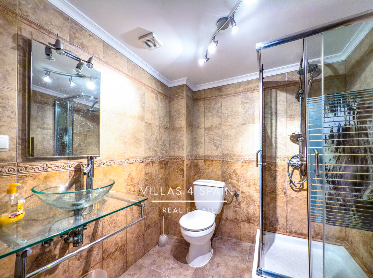 Resale - 12 Bedroom 6 bathroom villa with private pool in crevillente - Partida Ampla - Alicante