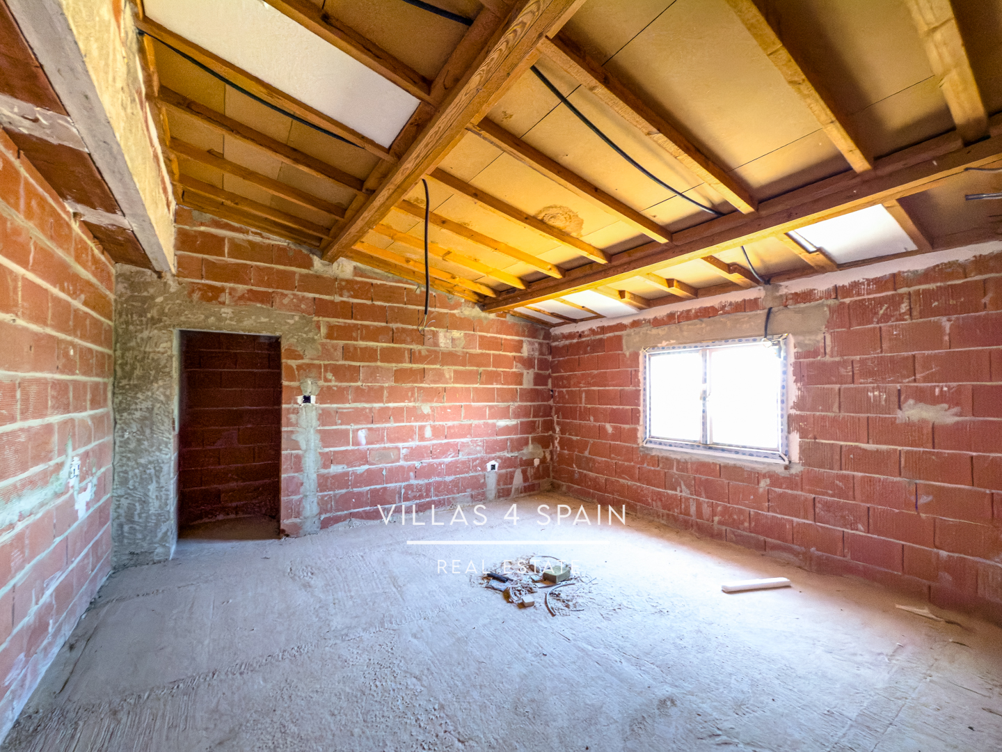 Resale - 12 Bedroom 6 bathroom villa with private pool in crevillente - Partida Ampla - Alicante