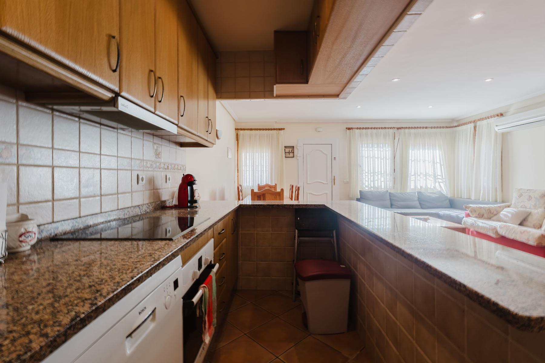 Resale - 3 Bedroom 1 Bathroom Bungalow in Torrevieja - PLAYA DE LA MATA - Alicante