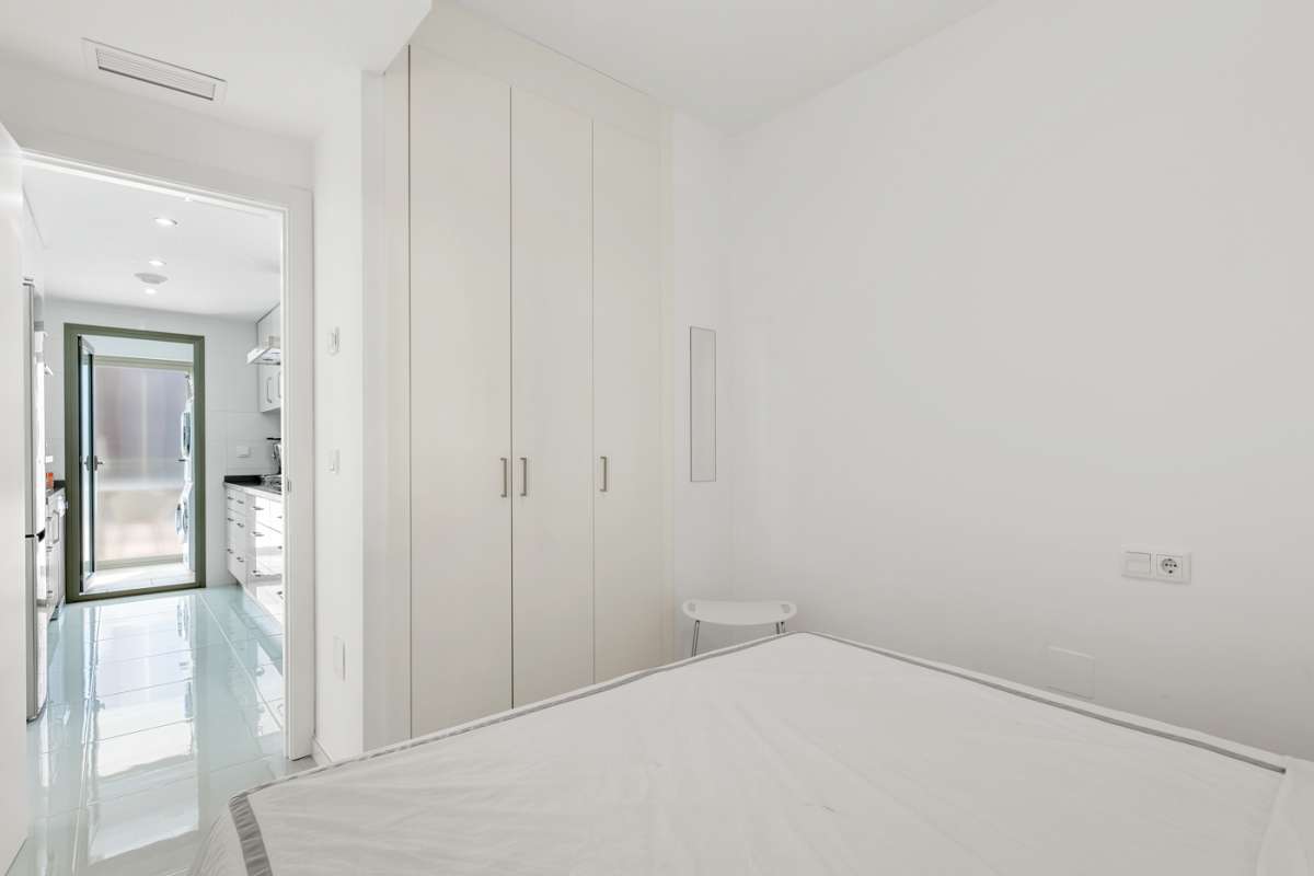 Resale - 2 Bedroom 2 Bathroom Apartment in Villamartín -  - Alicante