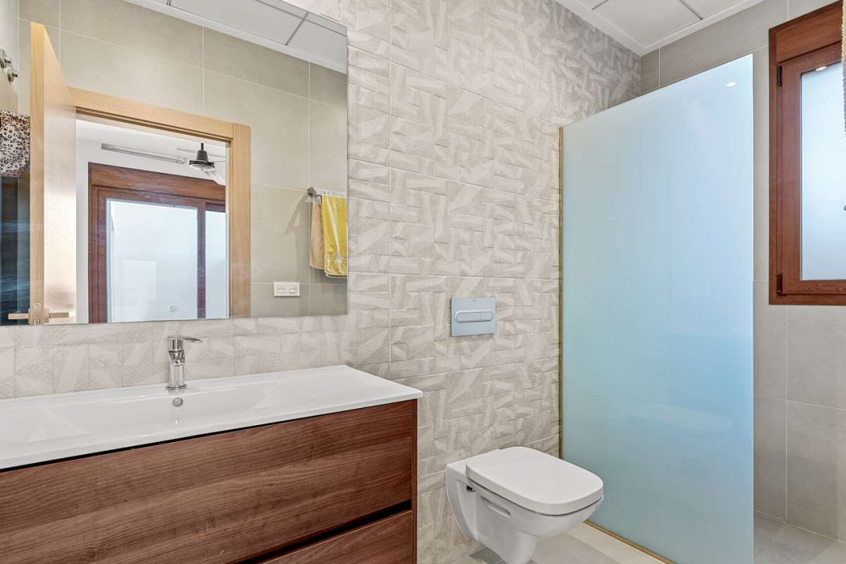 Resale - 3 Bedroom 2 Bathroom Villa in Benijófar -  - Alicante