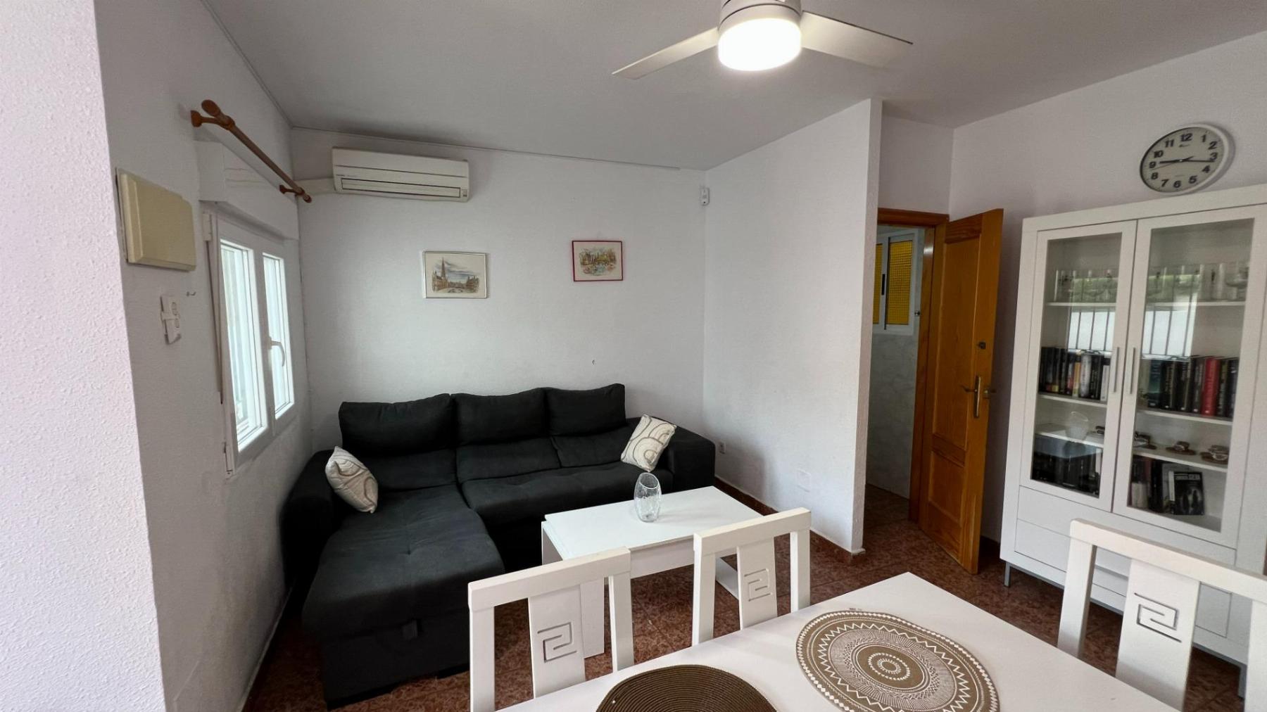 Resale - 2 Bedroom 2 Bathroom Bungalow in Torrevieja - TORRETAS - Alicante