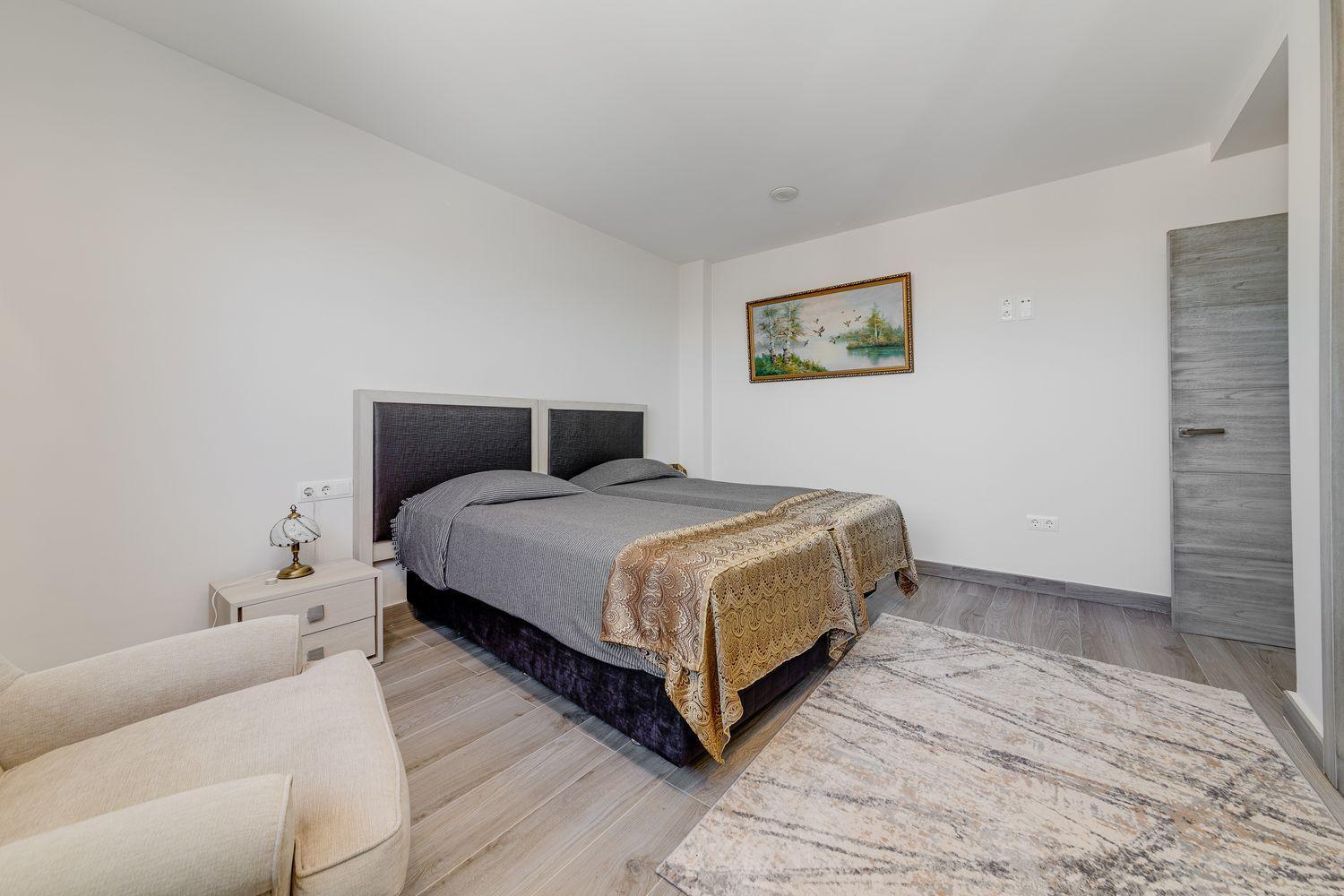 Resale - 3 Bedroom 4 Bathroom Villa in Torrevieja - Los Balcones - Alicante