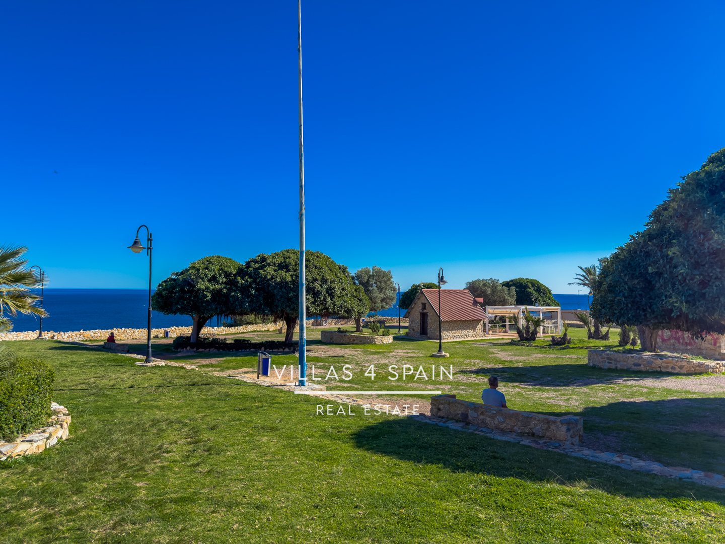 Resale - Seaview 2 bed 1 bath Renovated groundfloor apartment in La Mata Torrevieja - Carr. del Torrejón - Alicante