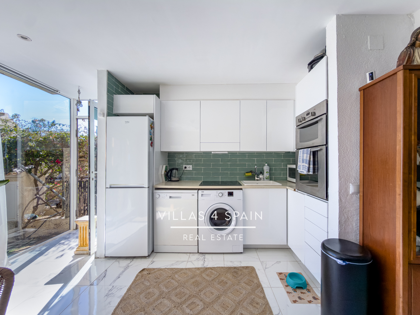 Resale - Seaview 2 bed 1 bath Renovated groundfloor apartment in La Mata Torrevieja - Carr. del Torrejón - Alicante