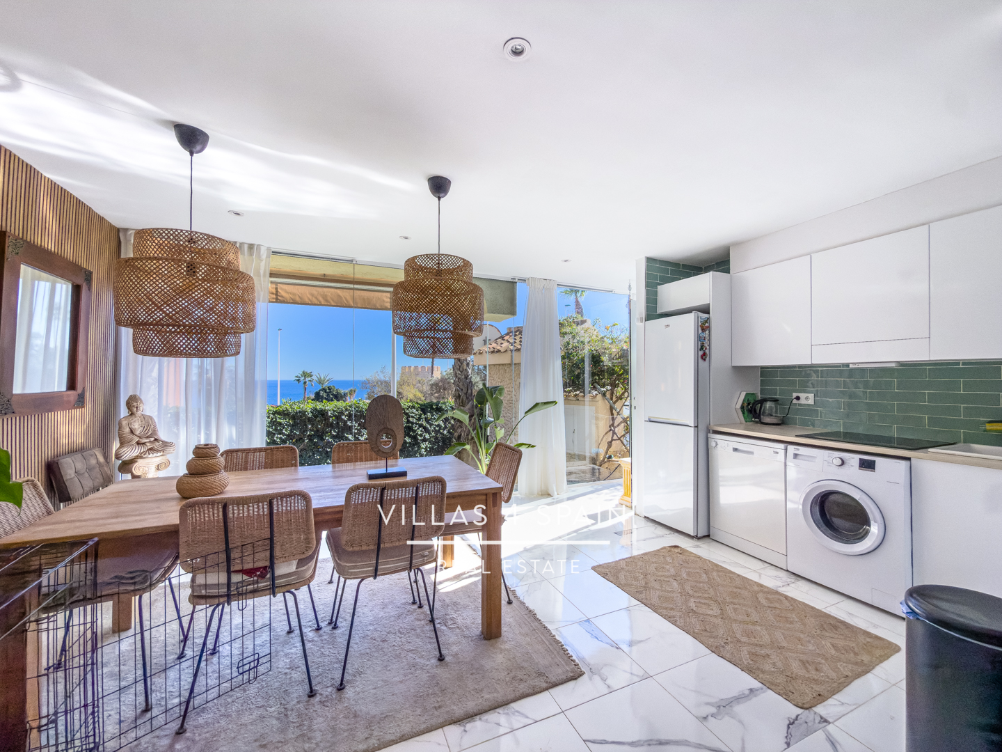 Resale - Seaview 2 bed 1 bath Renovated groundfloor apartment in La Mata Torrevieja - Carr. del Torrejón - Alicante