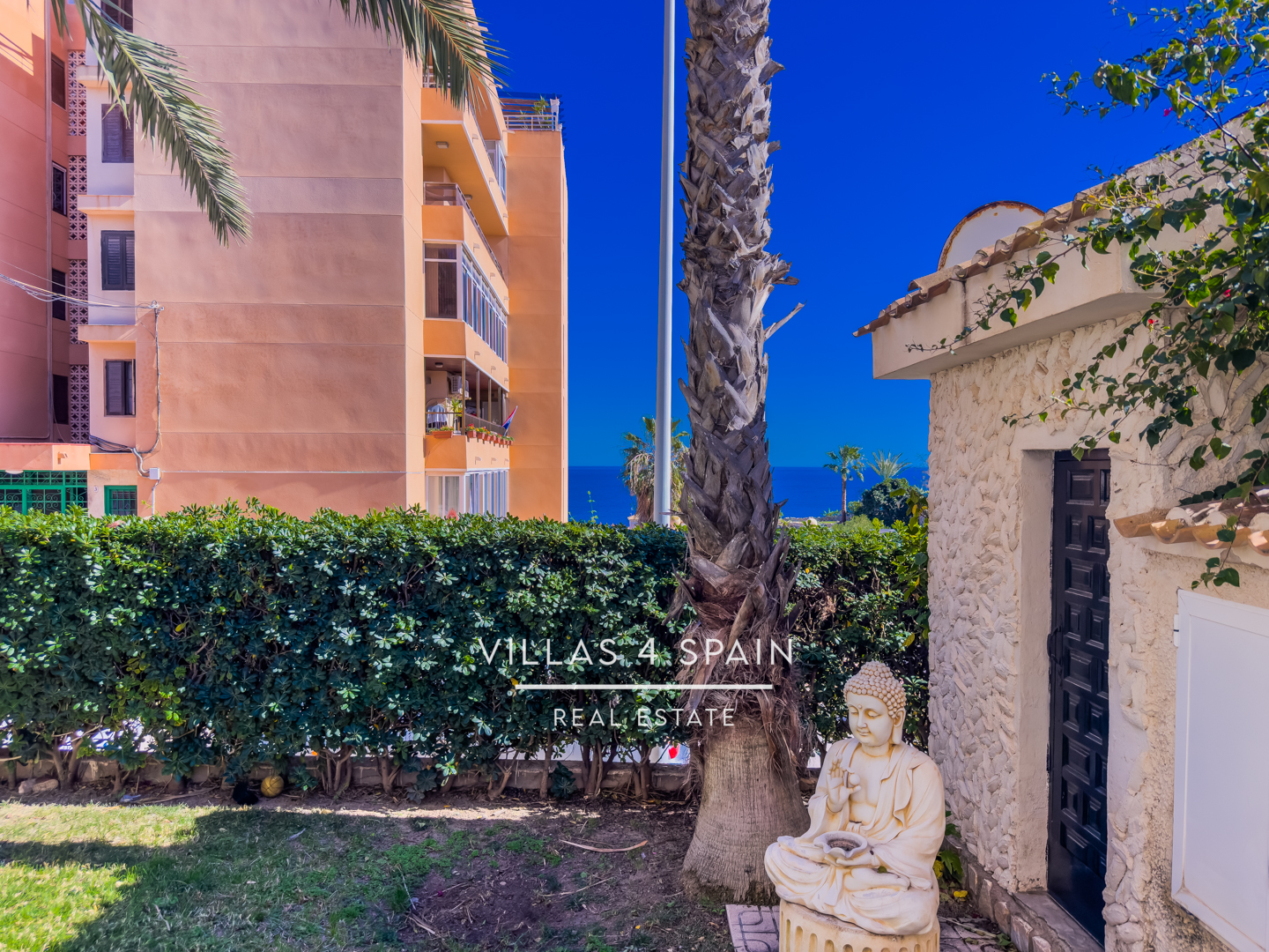 Resale - Seaview 2 bed 1 bath Renovated groundfloor apartment in La Mata Torrevieja - Carr. del Torrejón - Alicante