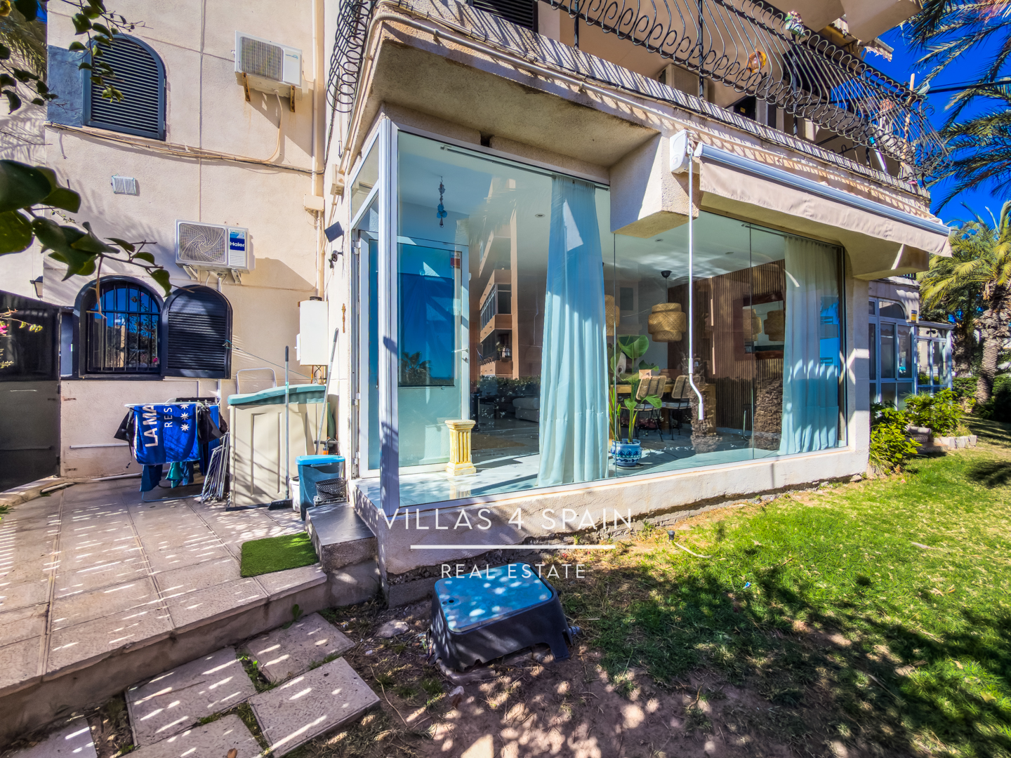 Resale - Seaview 2 bed 1 bath Renovated groundfloor apartment in La Mata Torrevieja - Carr. del Torrejón - Alicante