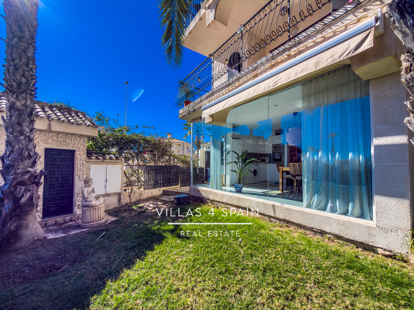 Resale - Seaview 2 bed 1 bath Renovated groundfloor apartment in La Mata Torrevieja - Carr. del Torrejón - Alicante