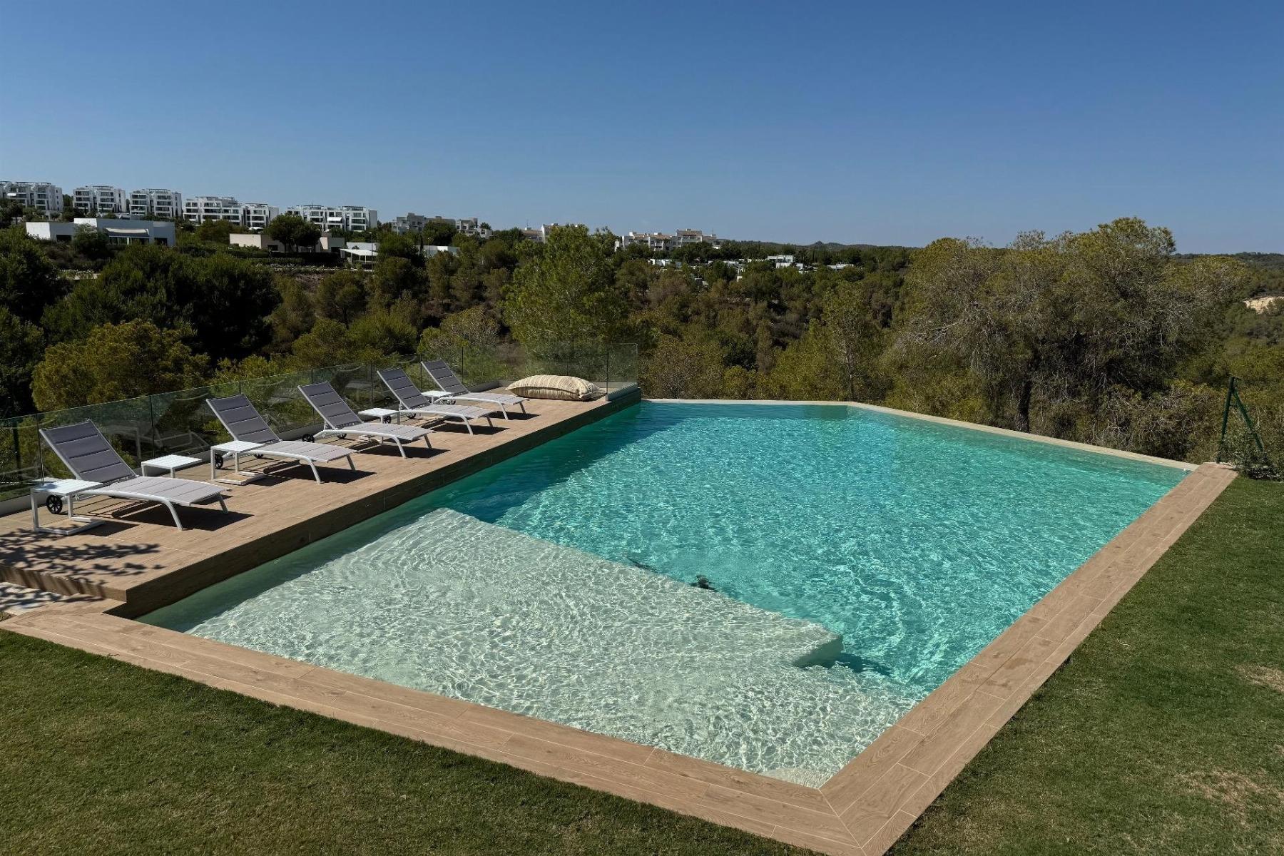Resale - 2 Bedroom 2 Bathroom Apartamento in Orihuela Costa - Las Colinas Golf - Alicante