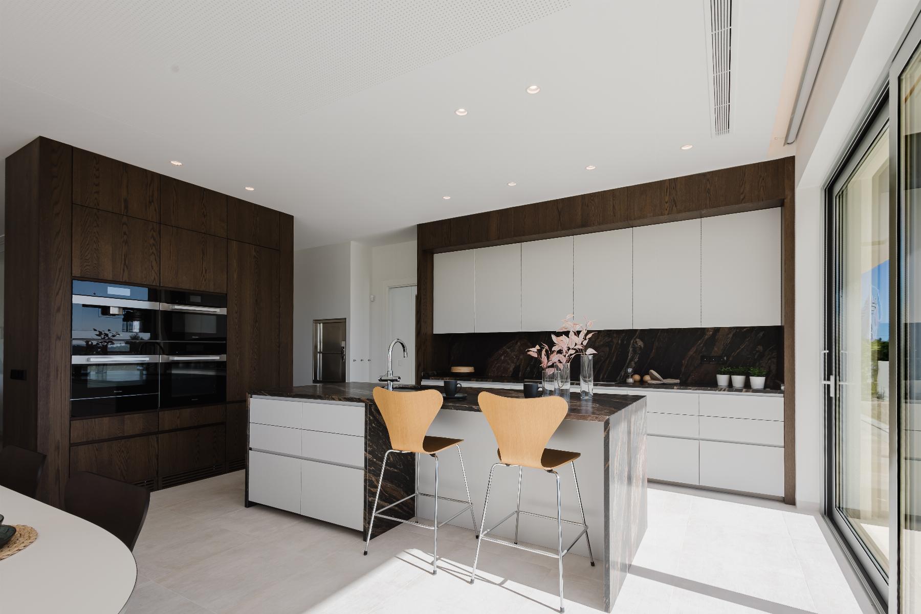 Resale - 5 Bedroom 6 Bathroom Villa in Orihuela Costa - Las Colinas Golf - Alicante