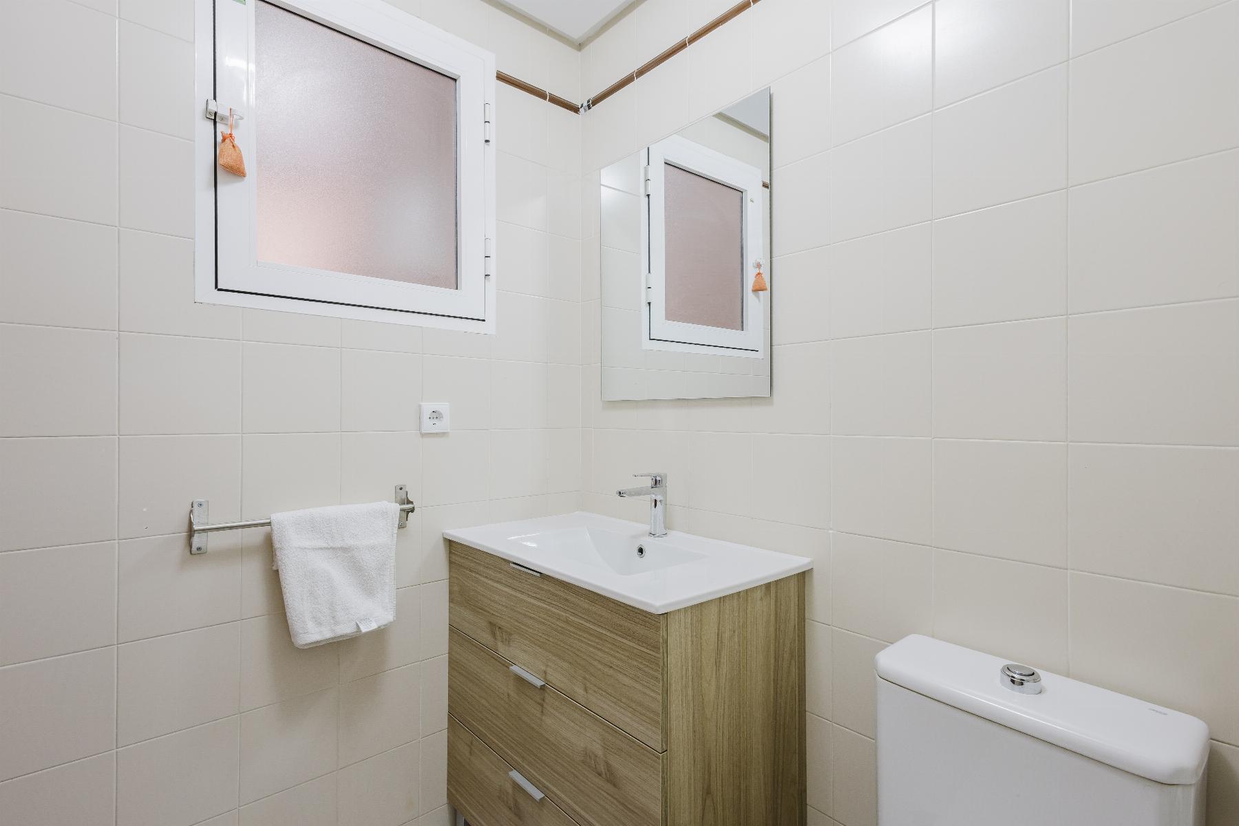 Resale - 4 Bedroom 2 Bathroom Apartamento in San Miguel de Salinas - San Miguel de Salinas - Alicante