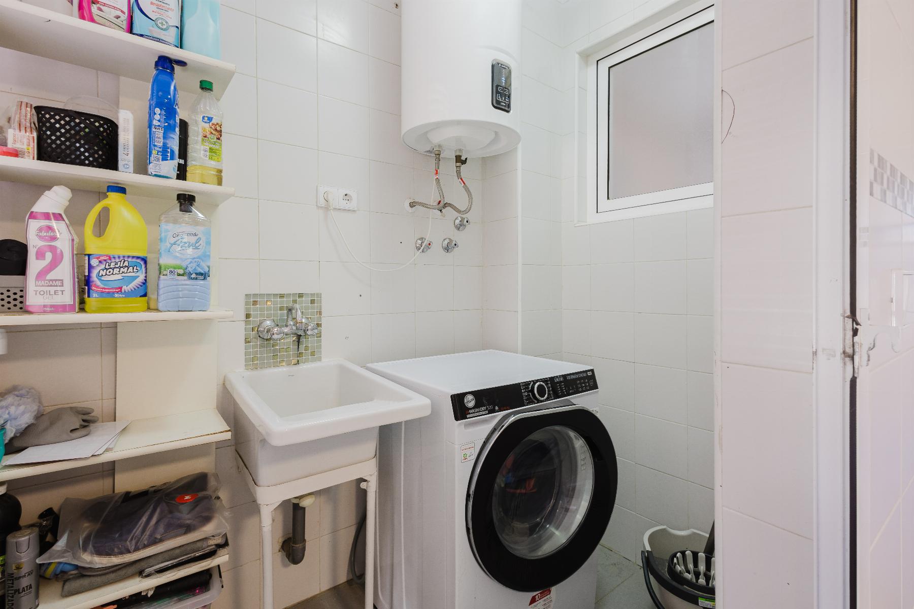 Resale - 4 Bedroom 2 Bathroom Apartamento in San Miguel de Salinas - San Miguel de Salinas - Alicante