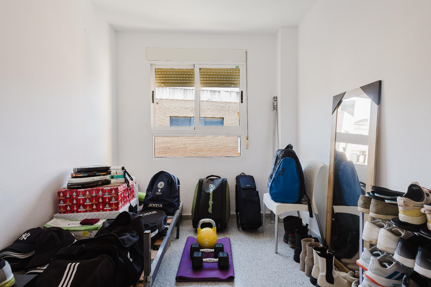 Resale - 4 Bedroom 2 Bathroom Apartamento in San Miguel de Salinas - San Miguel de Salinas - Alicante