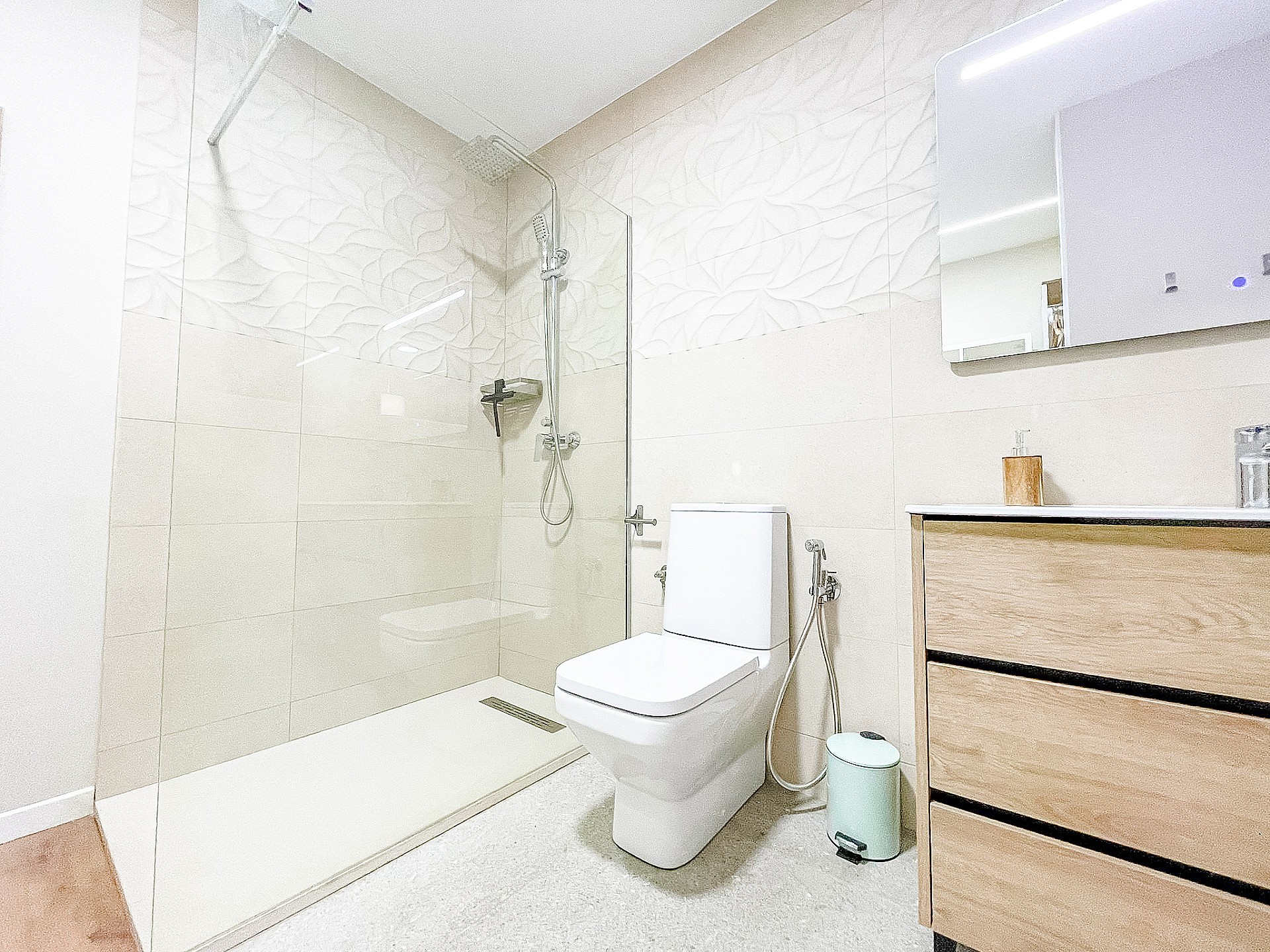 Resale - 3 Bedroom 2 Bathroom Townhouse in Pinoso -  - Alicante