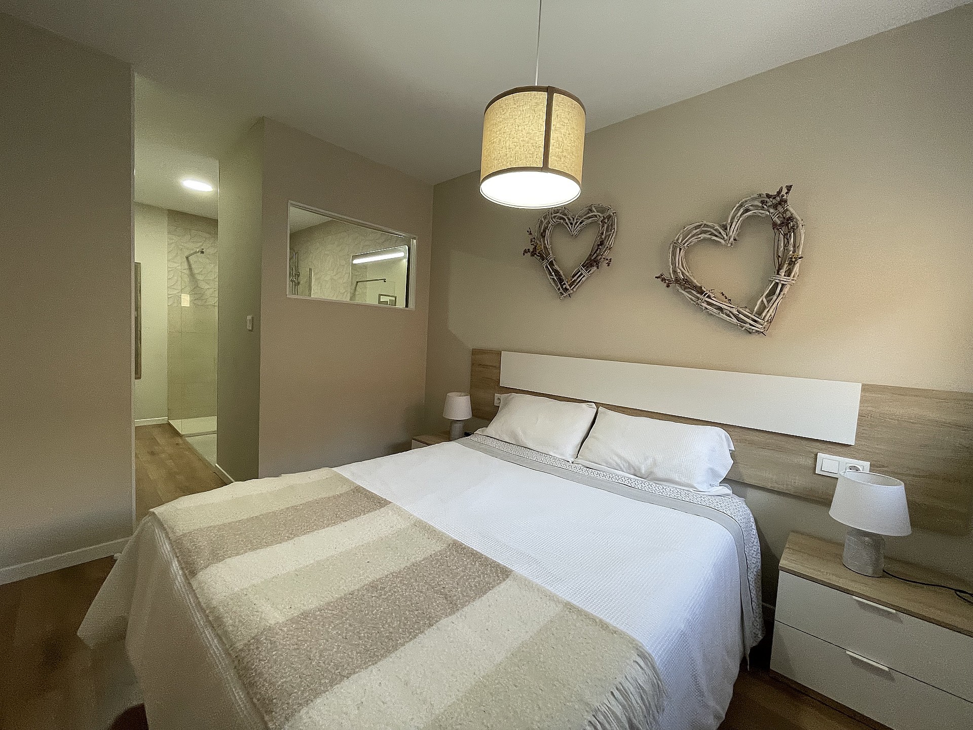 Resale - 3 Bedroom 2 Bathroom Townhouse in Pinoso -  - Alicante