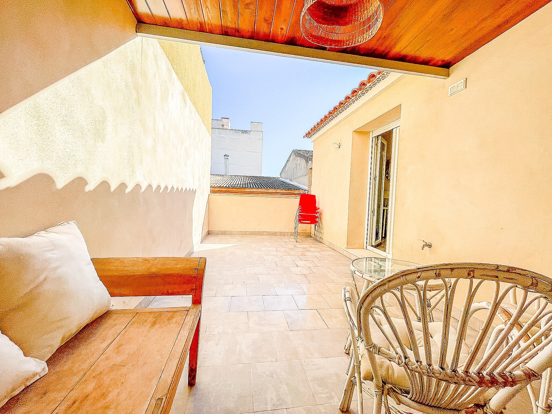 Resale - 3 Bedroom 2 Bathroom Townhouse in Pinoso -  - Alicante
