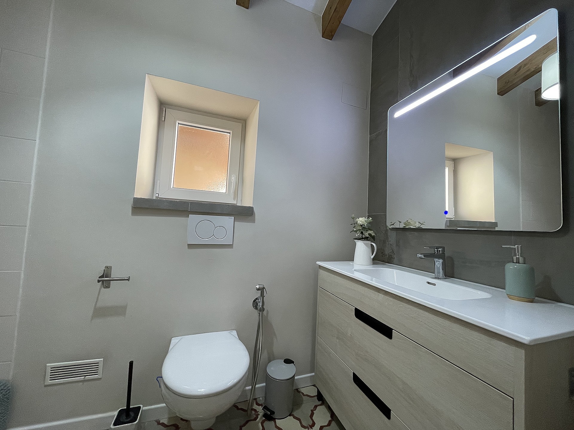 Resale - 3 Bedroom 2 Bathroom Townhouse in Pinoso -  - Alicante