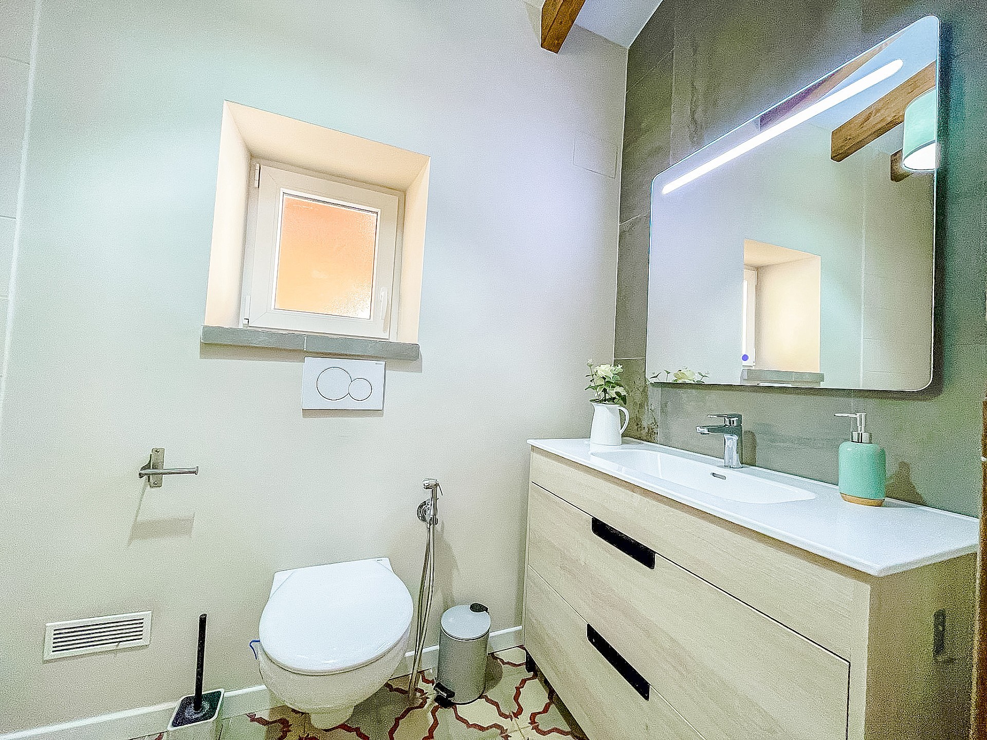 Resale - 3 Bedroom 2 Bathroom Townhouse in Pinoso -  - Alicante
