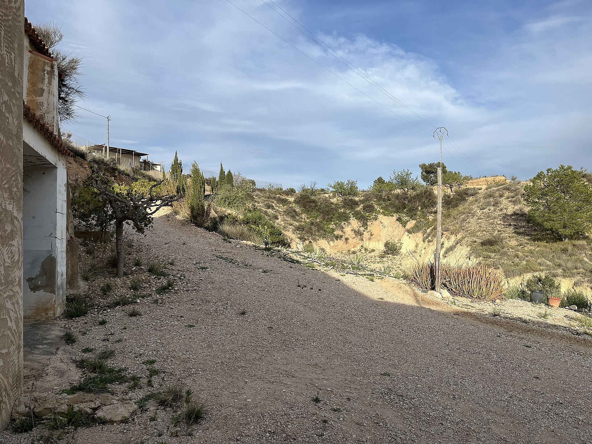 Resale - 4 Bedroom 1 Bathroom Cave House in Abanilla -  - Murcia