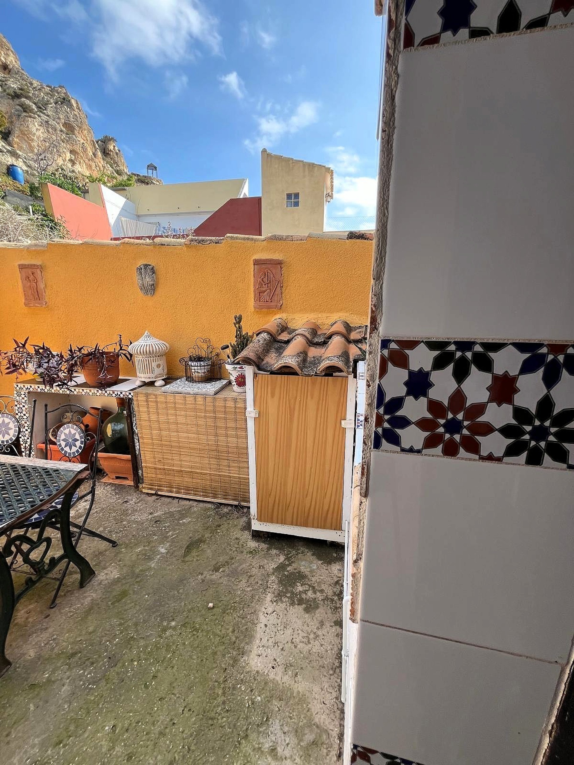 Resale - 2 Bedroom 2 Bathroom Townhouse in Castalla -  - Alicante