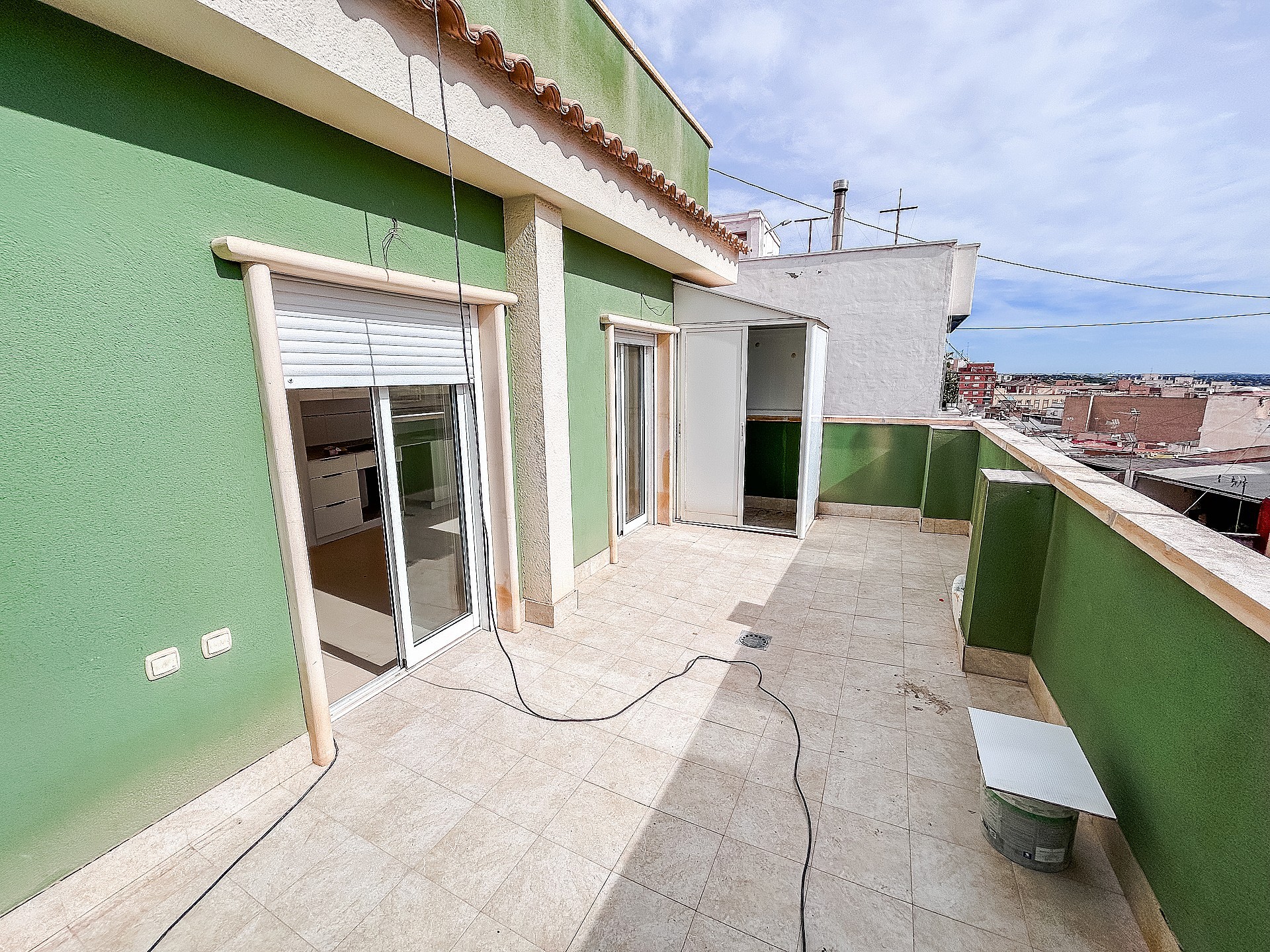 Resale - 2 Bedroom 1 Bathroom Apartment in Crevillente -  - Alicante