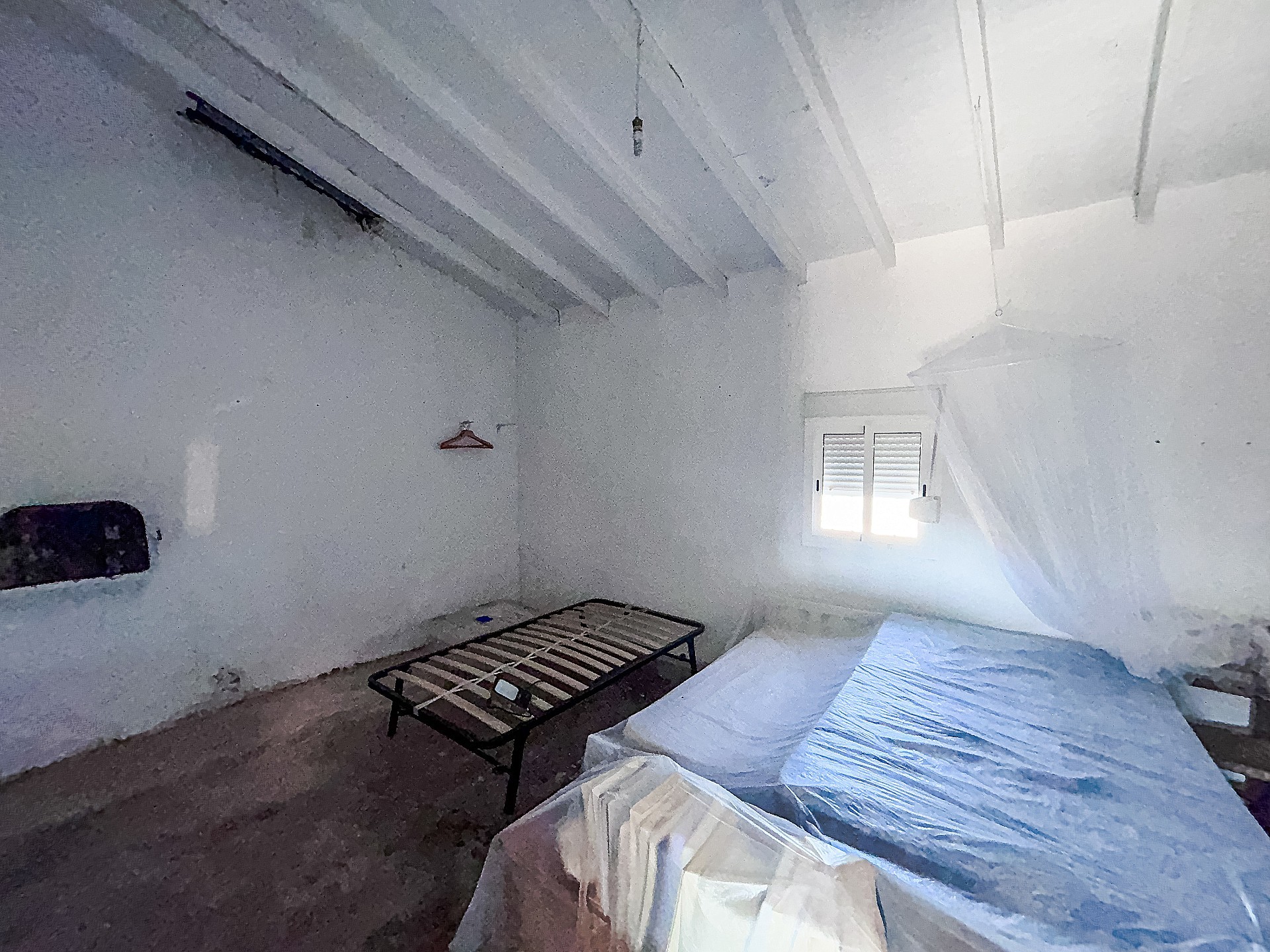 Resale - 2 Bedroom 1 Bathroom Finca in Elda -  - Alicante