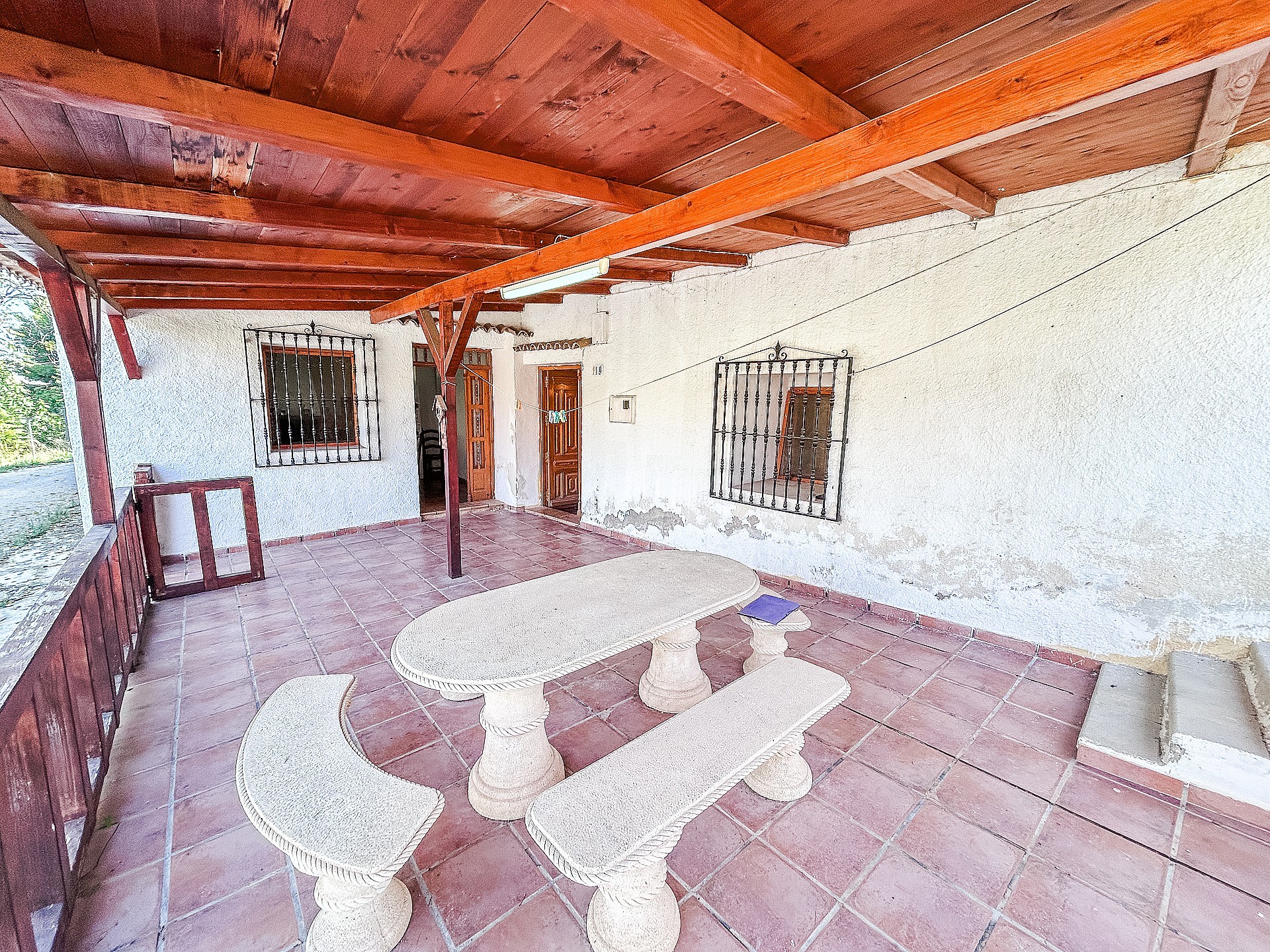 Resale - 4 Bedroom 1 Bathroom Cave House in Casas del Señor -  - Alicante
