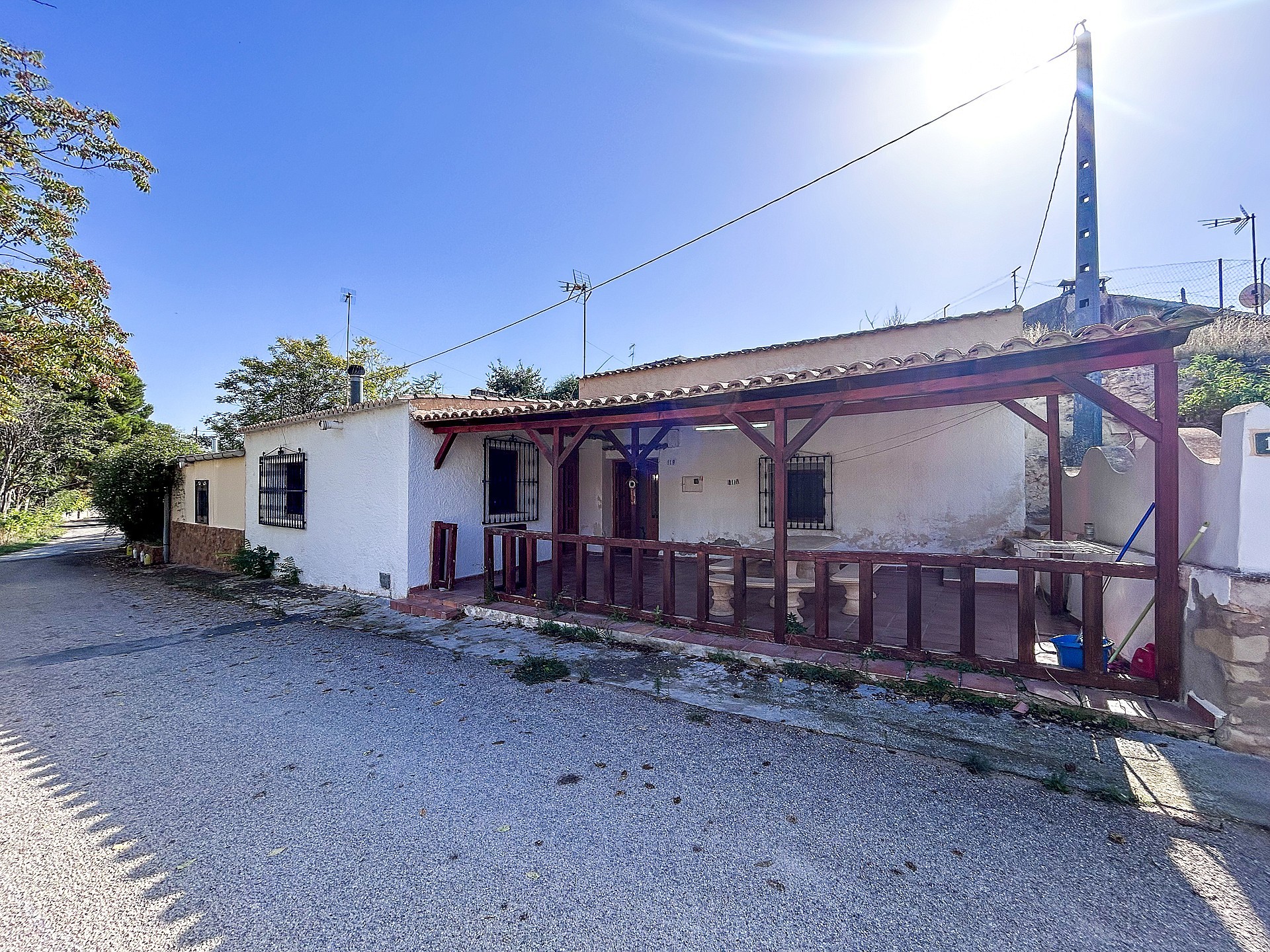 Resale - 4 Bedroom 1 Bathroom Cave House in Casas del Señor -  - Alicante