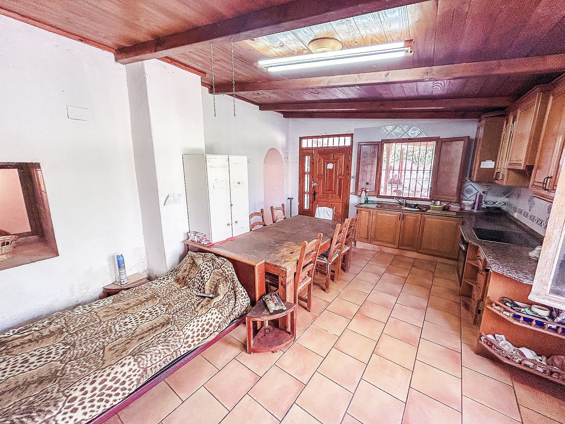 Resale - 4 Bedroom 1 Bathroom Cave House in Casas del Señor -  - Alicante