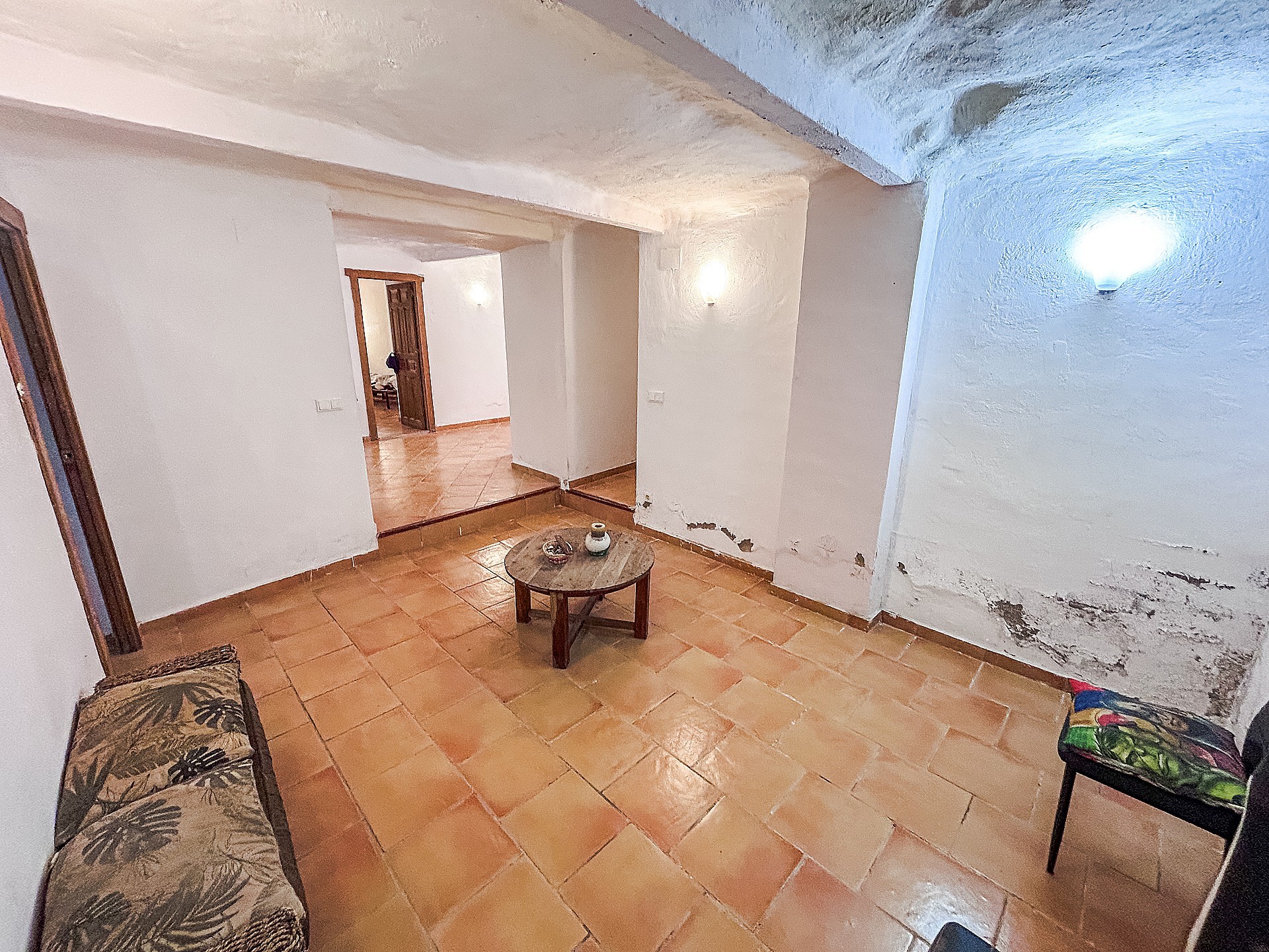 Resale - 4 Bedroom 1 Bathroom Cave House in Casas del Señor -  - Alicante