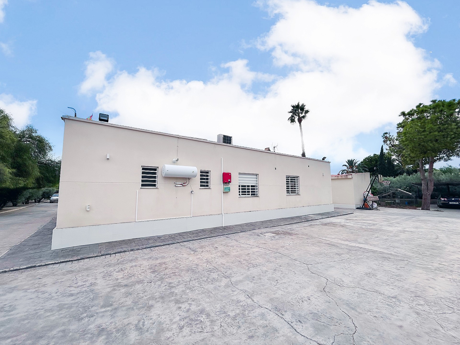 Resale - 3 Bedroom 3 Bathroom Villa in Crevillente -  - Alicante