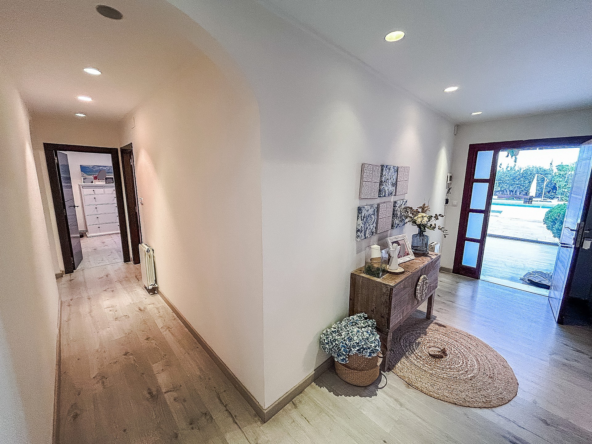 Resale - 3 Bedroom 3 Bathroom Villa in Crevillente -  - Alicante