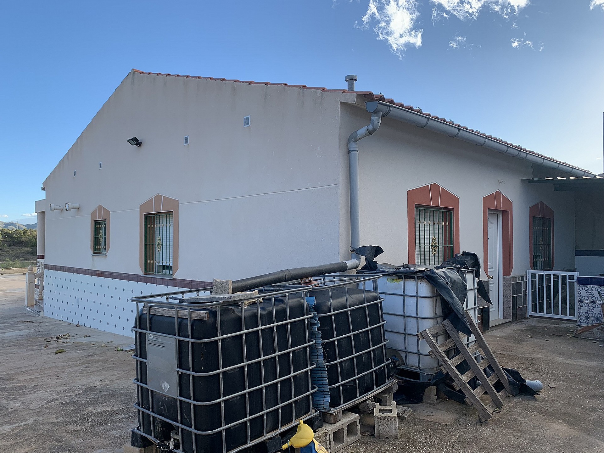 Resale - 3 Bedroom 2 Bathroom Villa in Macisvenda -  - Murcia