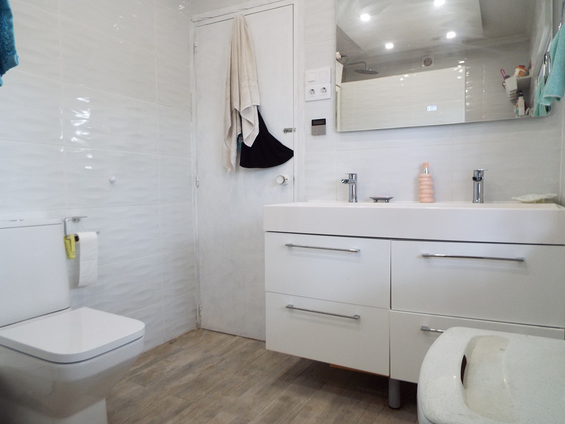 Resale - 3 Bedroom 3 Bathroom Villa in Caudete -  - Albacete